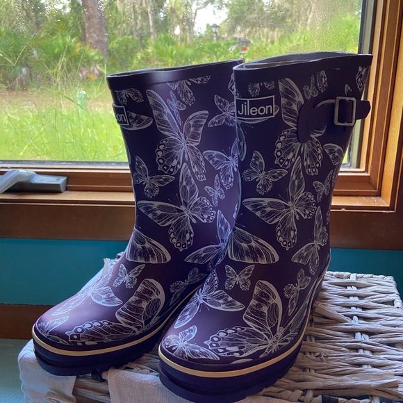 Jileon Shoes - Brand New Jileon Rainboots Wide